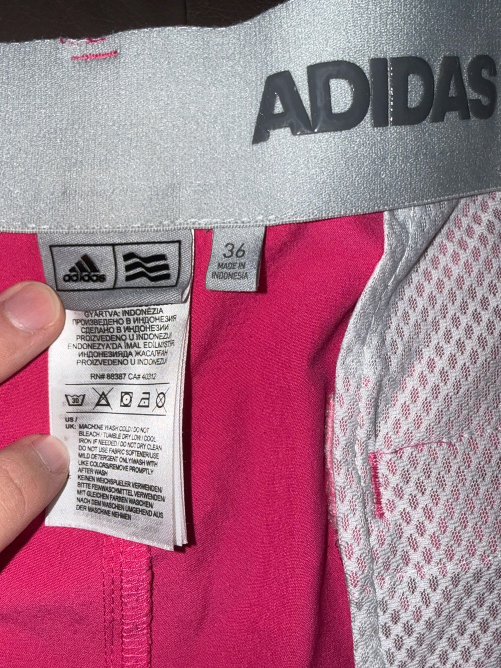 Men’s Adidas Hot pink Athletic shorts size 36 with pockets - Picture 2 of 5